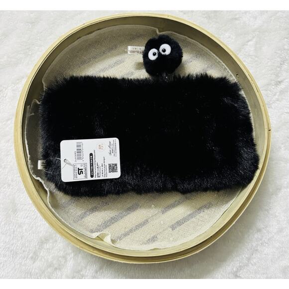 Soot Sprite Handheld Purse - Picture 2 of 6